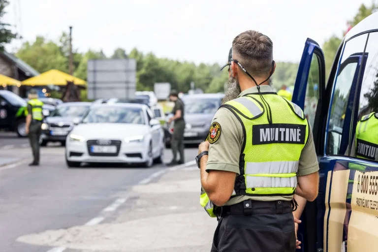 Литва може запровадити контроль на кордоні з Латвією через мігрантів