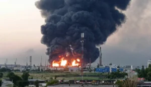 Пожежа на нафтобазі в Ставропольському краї після атаки дронів